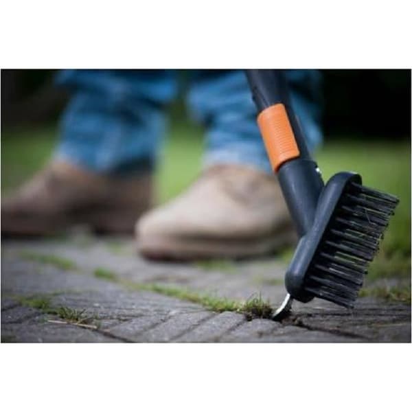 Set QuikFit handtag + borste för kakel FISKARS 136007
