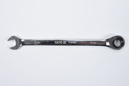 YATO 8 MM GAFFENØGLE MED SKRALDE