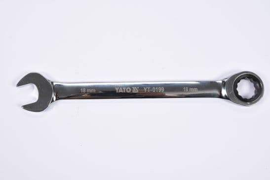 YATO 18 MM GAFFENØGLE MED SKRALDE