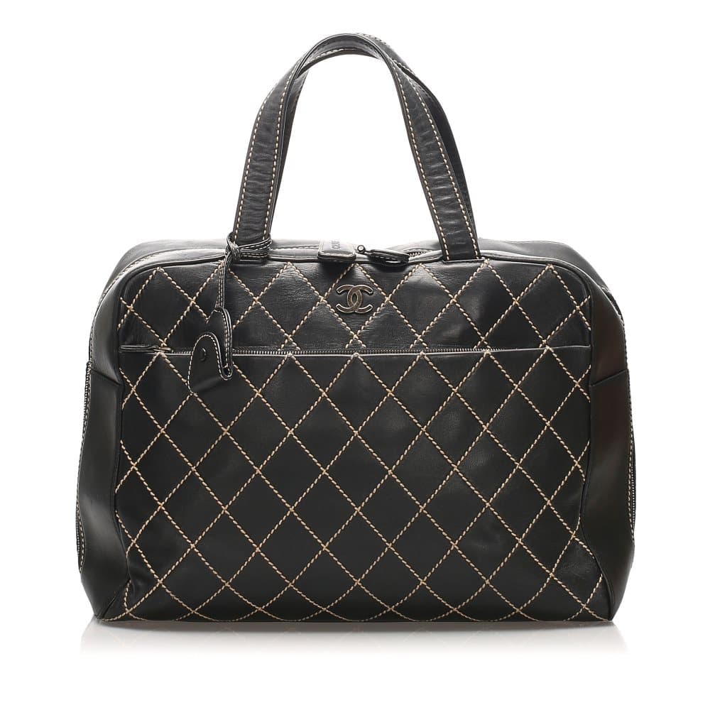 Pre-owned Chanel Surpique Leather Handbag Black