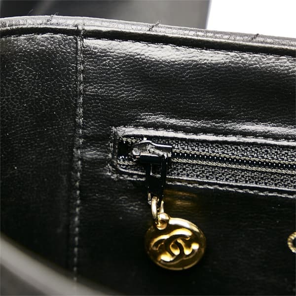 Pre-owned Chanel Caviar Chevron Vanity Case Black