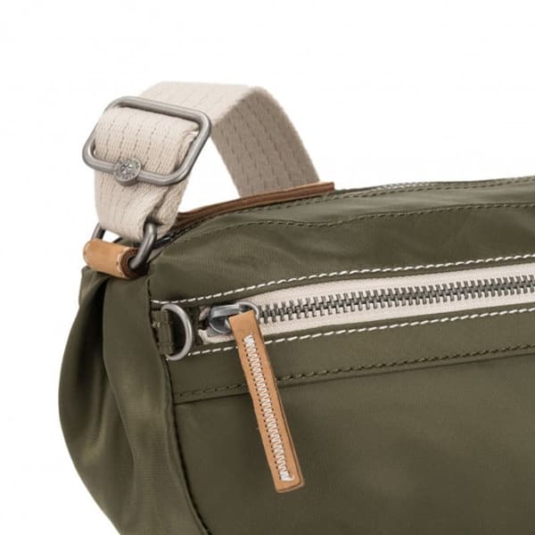 kipling Edgeland Eyes Wide Open Senra Small Crossbody Elevated Green [62228]