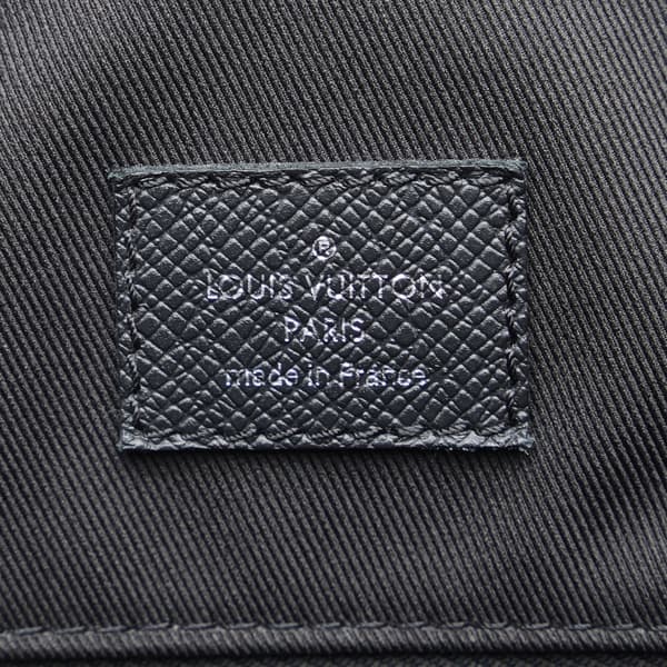 Pre-owned Louis Vuitton Taigarama Outdoor Tote  Black