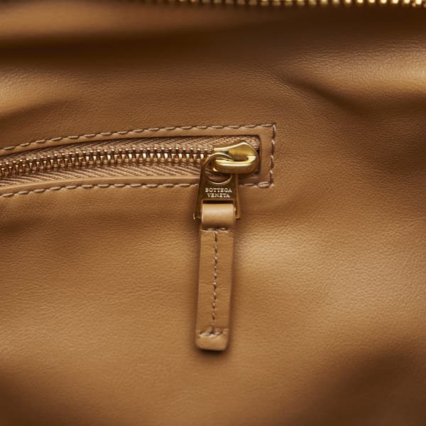 Pre-owned Bottega Veneta The Twist Brown