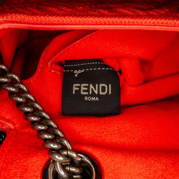 Pre-owned Fendi Midi Chain Baguette Red