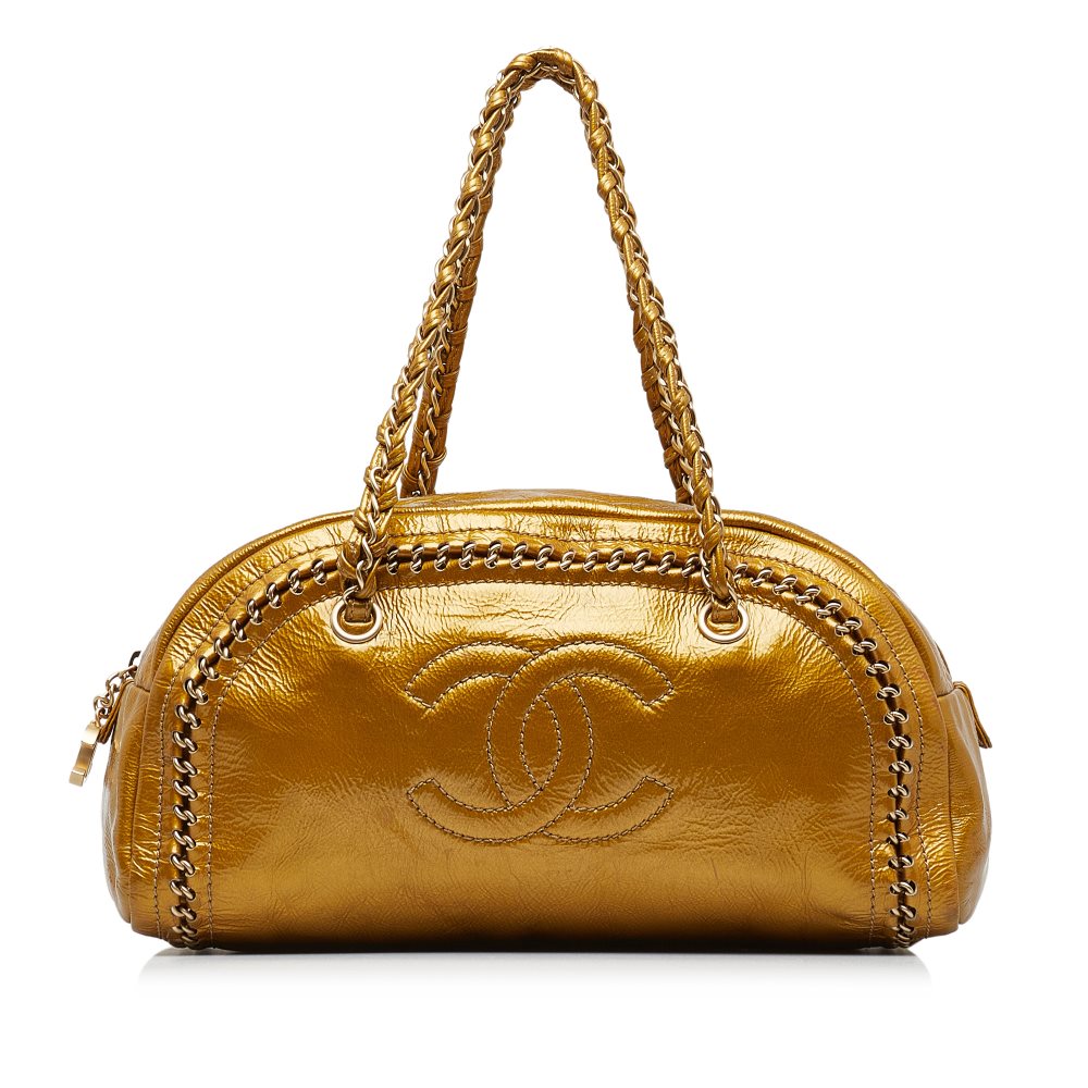 image of Pre-owned Chanel Luxe Ligne Bowler Bag Gold