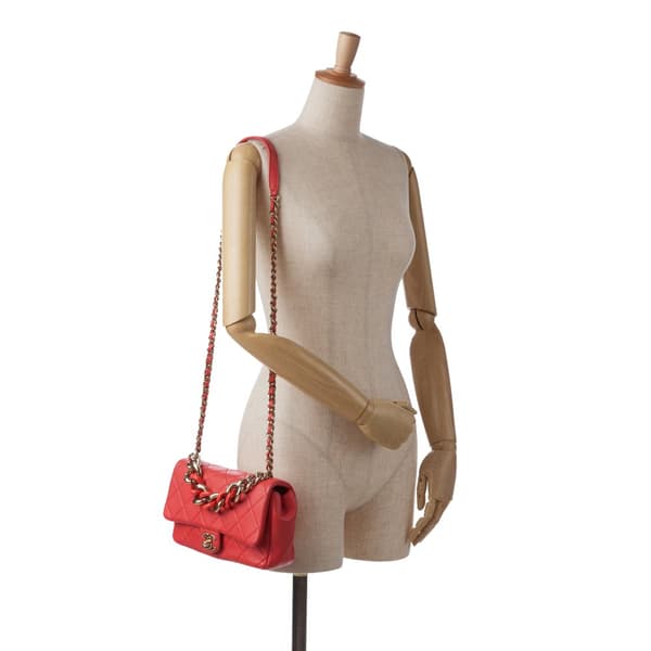 Pre-owned Chanel Small Lambskin Elegant Chain Single Flap Red