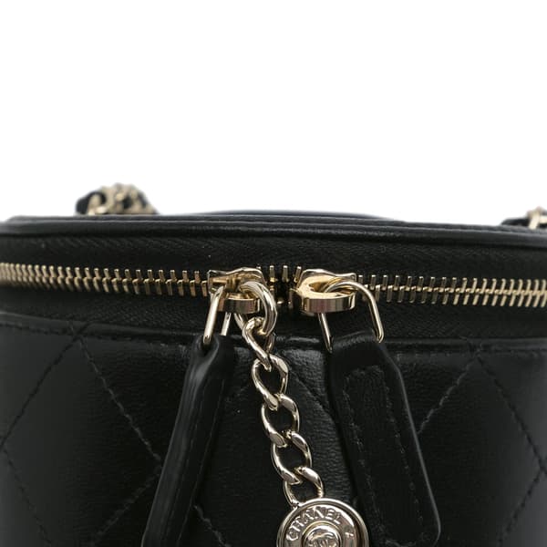 Pre-owned Chanel Mini CC Round Chain Vanity Bag Black