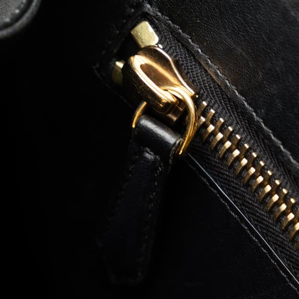 Pre-owned Fendi Medium Peekaboo Satchel Black
