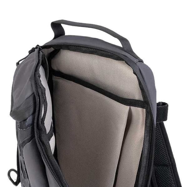 Hart Crossbody Light Compact