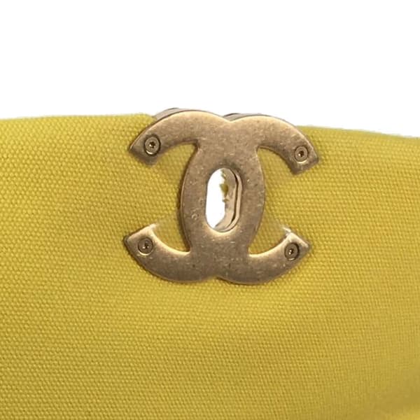 Pre-owned Chanel Medium Canvas 19 Flap Yellow