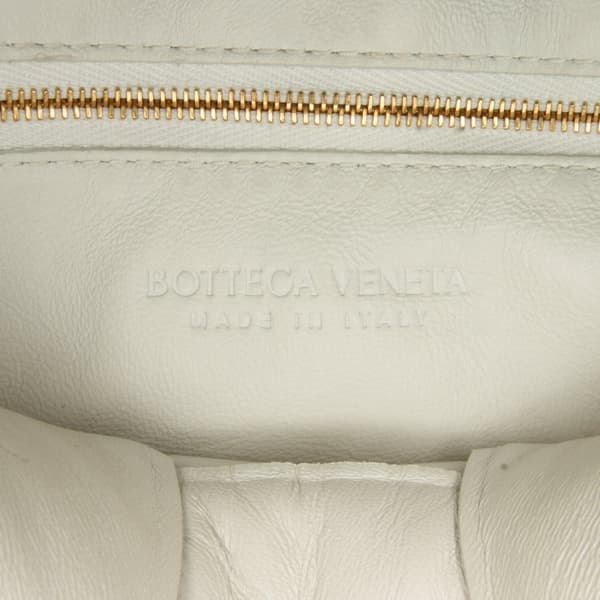 Pre-owned Bottega Veneta Nappa Intrecciato Padded Chain Cassette Satchel White