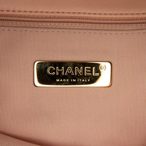 Pre-owned Chanel Medium Lambskin 19 Flap Pink