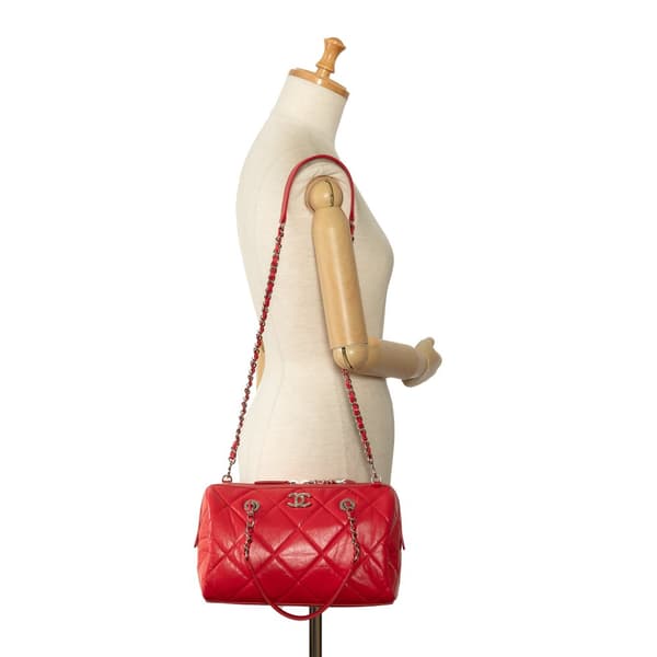 Pre-owned Chanel Small Aged Calfskin Express Bowling Satchel Red