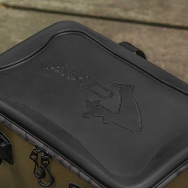 Avid Carp Tackle Stak Stormshield 30l
