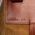 Miniatyrbild 7 av 10: Pre-owned LOEWE Small Leather and Raffia Hammock Bag Brown