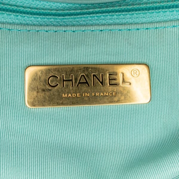 Pre-owned Chanel Medium Lambskin 19 Flap Blue