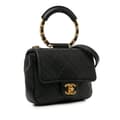Pikkukuva 2 / 10: Pre-owned Chanel Mini In The Loop Flap Black