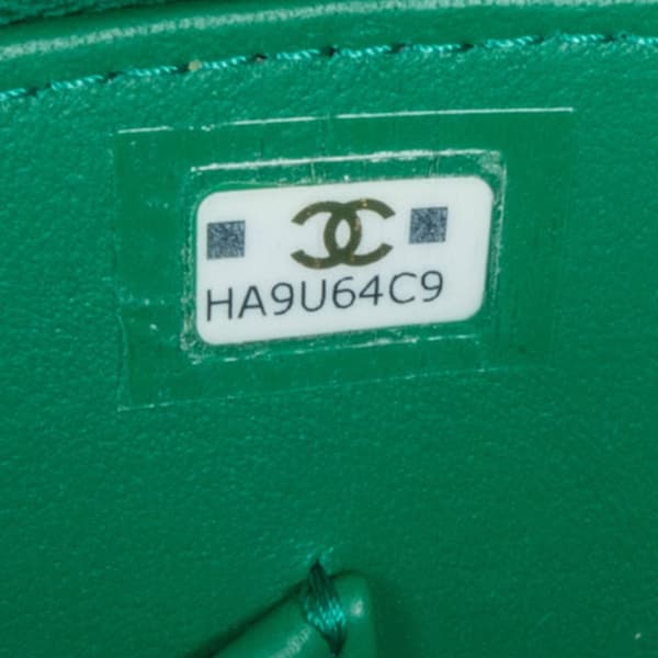 Pre-owned Chanel Quilted Lambskin Afternoon Tea Vanity Case with Chain Green