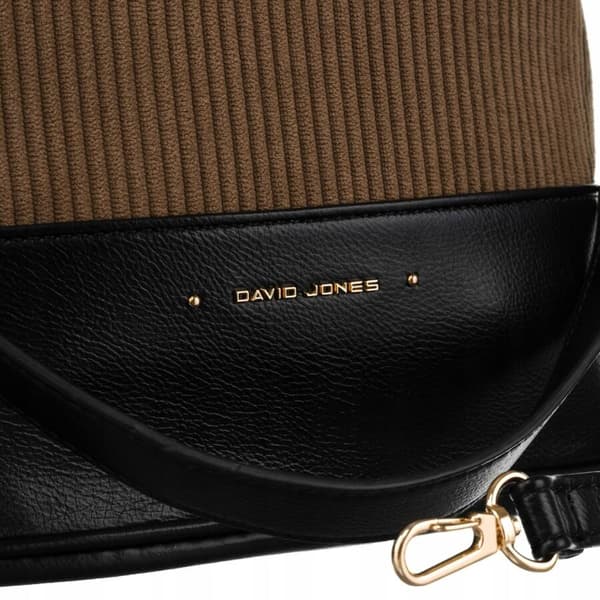 Øko-lædertaske til kvinder med aftagelig rem - David Jones