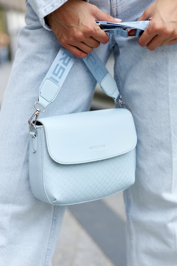 Dame øko-læder messenger bag med bred rem - Peterson