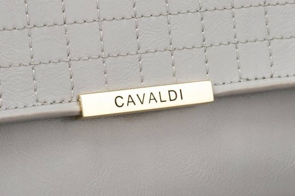 Elegant mini pung-pung med en lang, aftagelig rem - 4U Cavaldi