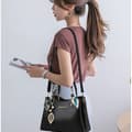 Miniatyrbild 6 av 6: Handväska för kvinnor - Axelväska i PU-läder Tote Crossbody-väska - Flera fickor Flera fack - Svart