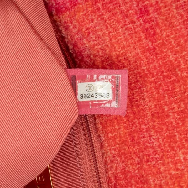 Pre-owned Chanel Medium Tweed 19 Flap Pink