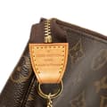 Miniatyrbilde 5 av 7: Pre-owned Louis Vuitton Monogram Mini Pochette Accessoires Brown