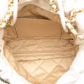 Miniatyrbild 4 av 8: Pre-owned Chanel Mini Shiny Calfskin 22 Hobo White