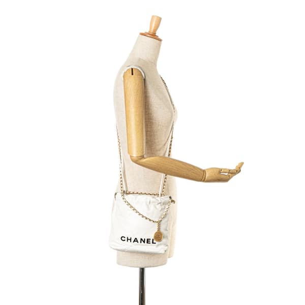 Pre-owned Chanel Mini Shiny Calfskin 22 Hobo White