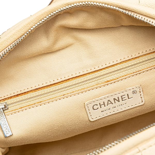 Pre-owned Chanel Goatskin Square Stitch Essential Bowler Brown