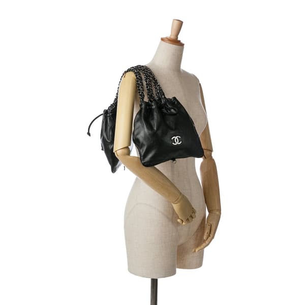 Pre-owned Chanel CC Calfskin Dual Twin Chain Handbag Black