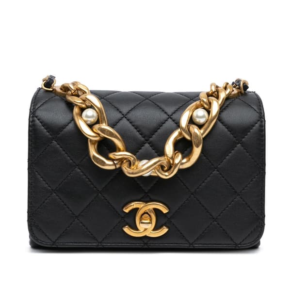 Pre-owned Chanel Quilted Calfskin Pearl Jewel Chain Flap Black