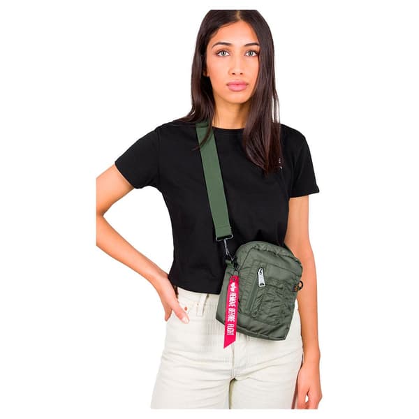Alpha Industries Crew Carry Taske Grøn