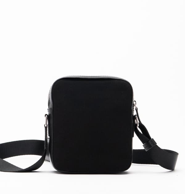 Simple black, smartbag