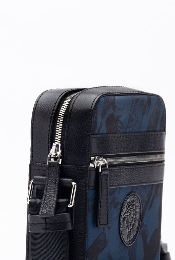 Flying to the sky, smartbag