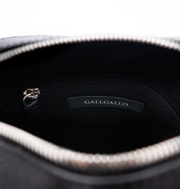 Flying to the sky, smartbag