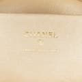 Pikkukuva 5 / 10: Pre-owned Chanel CC Quilted Lambskin Oval Top Handle Clutch Black
