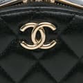 Pikkukuva 7 / 10: Pre-owned Chanel CC Quilted Lambskin Oval Top Handle Clutch Black