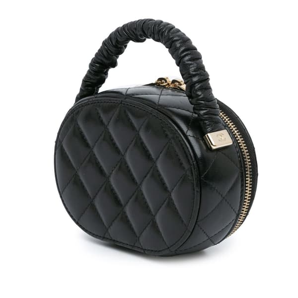 Pre-owned Chanel CC Quilted Lambskin Oval Top Handle Clutch Black
