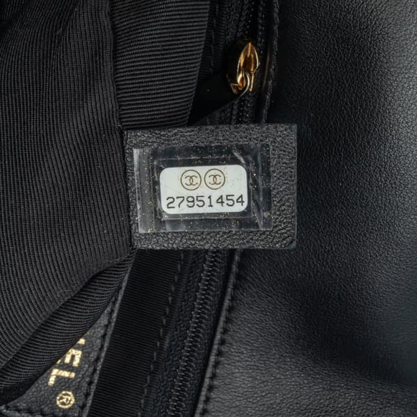 Pre-owned Chanel Medium Tweed Pearl Handle Flap Blue