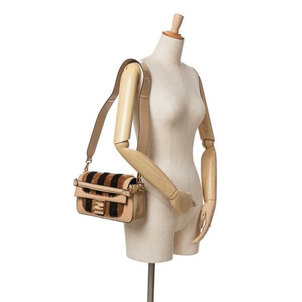 Pre-owned Fendi Shearling Pequin Baguette Satchel Brown
