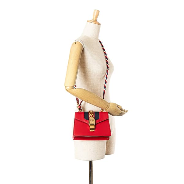 Pre-owned Gucci Mini Calfskin Sylvie Satchel Red