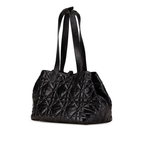 Pre-owned Dior Medium Macrocannage Calfskin Toujours Handbag Black