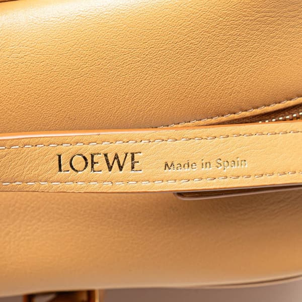 Pre-owned LOEWE Canvas Amazona 28 Red