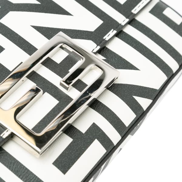 Pre-owned Fendi Marc Jacobs Nappa Vitello King Logo Print Phone Baguette Satchel White