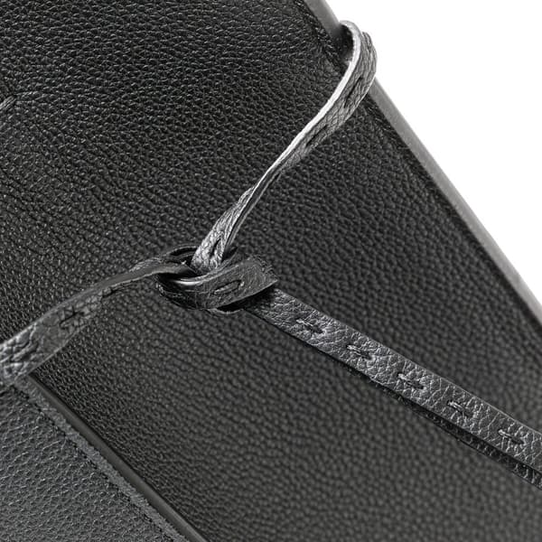 Pre-owned Fendi Medium Leather Roma Go To Shopper Satchel Black