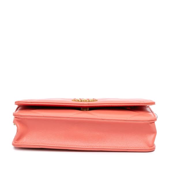 Pre-owned Chanel Quilted Lambskin 19 Wallet on Chain Pink