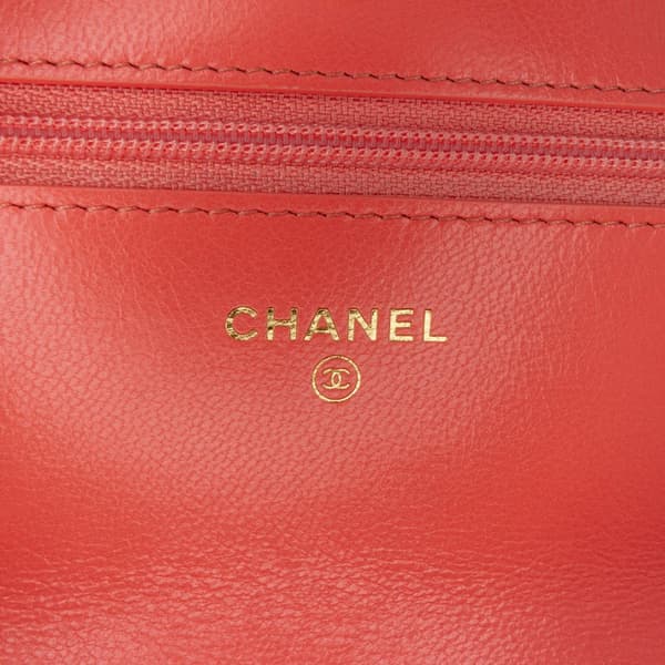 Pre-owned Chanel Quilted Lambskin 19 Wallet on Chain Pink